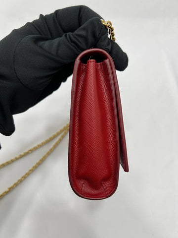 SALVATORE FERRAGAMO Vara Bow Red Chain Sling Bag