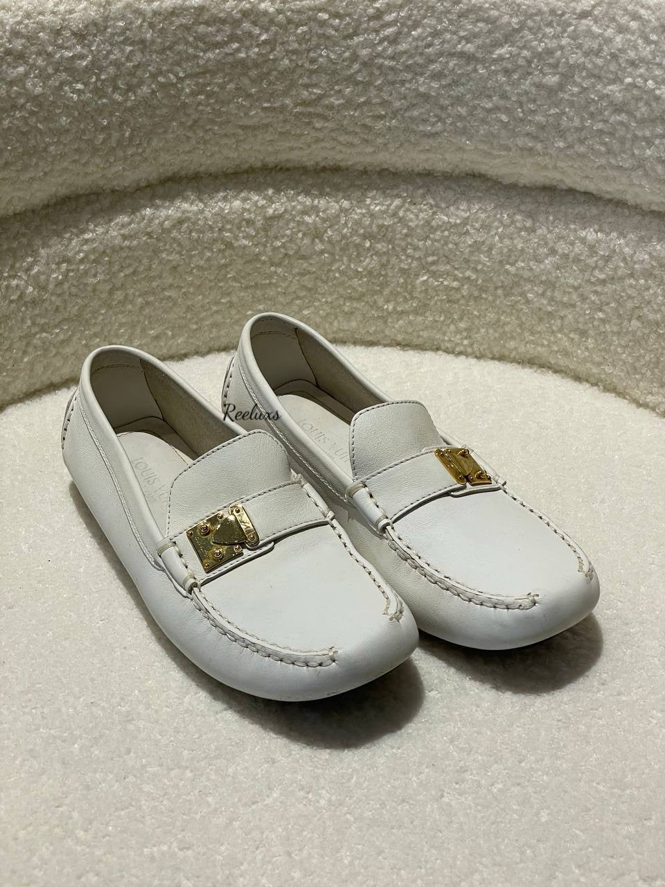 LOUIS VUITTON LV S - Lock Driving Loafers White Shoes  Size 36 1/2