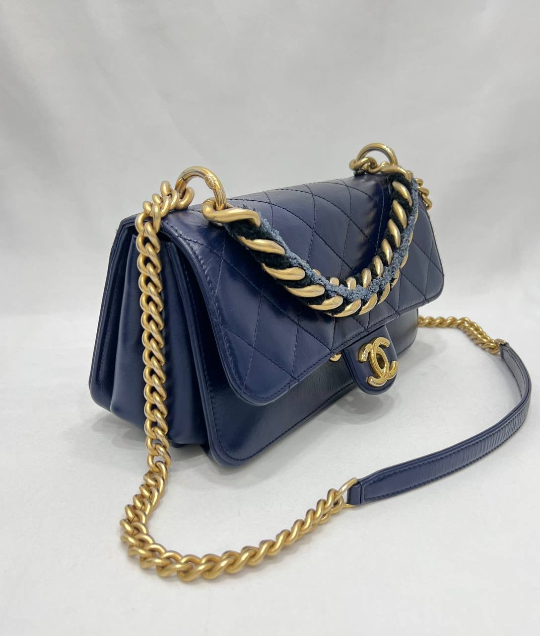 CHANEL Navy Blue Quilted Leather Cosmopolite Straight Line Flap