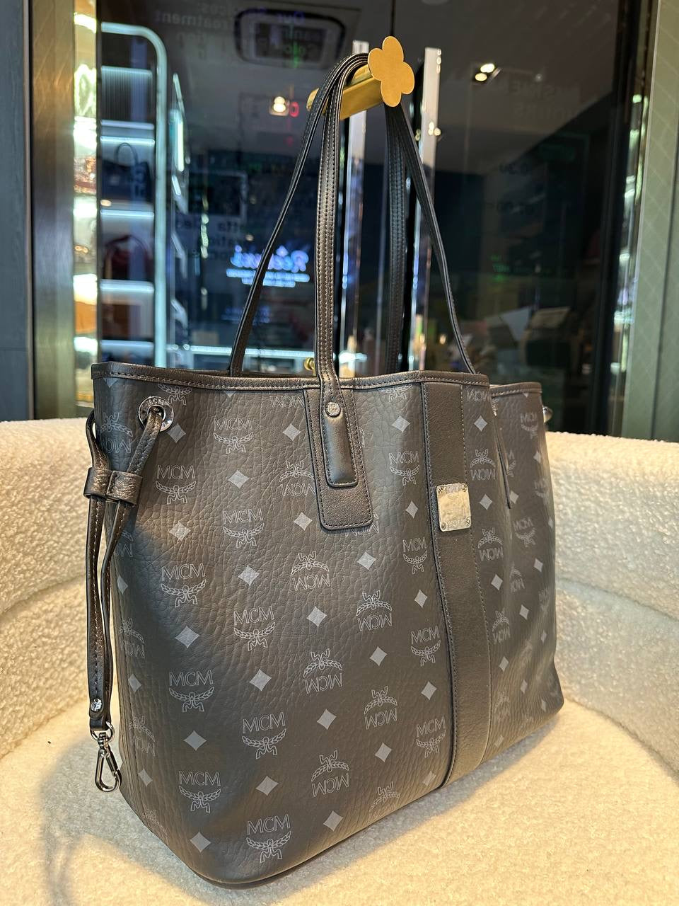 MCM Reversible Liz Shopper in Visetos