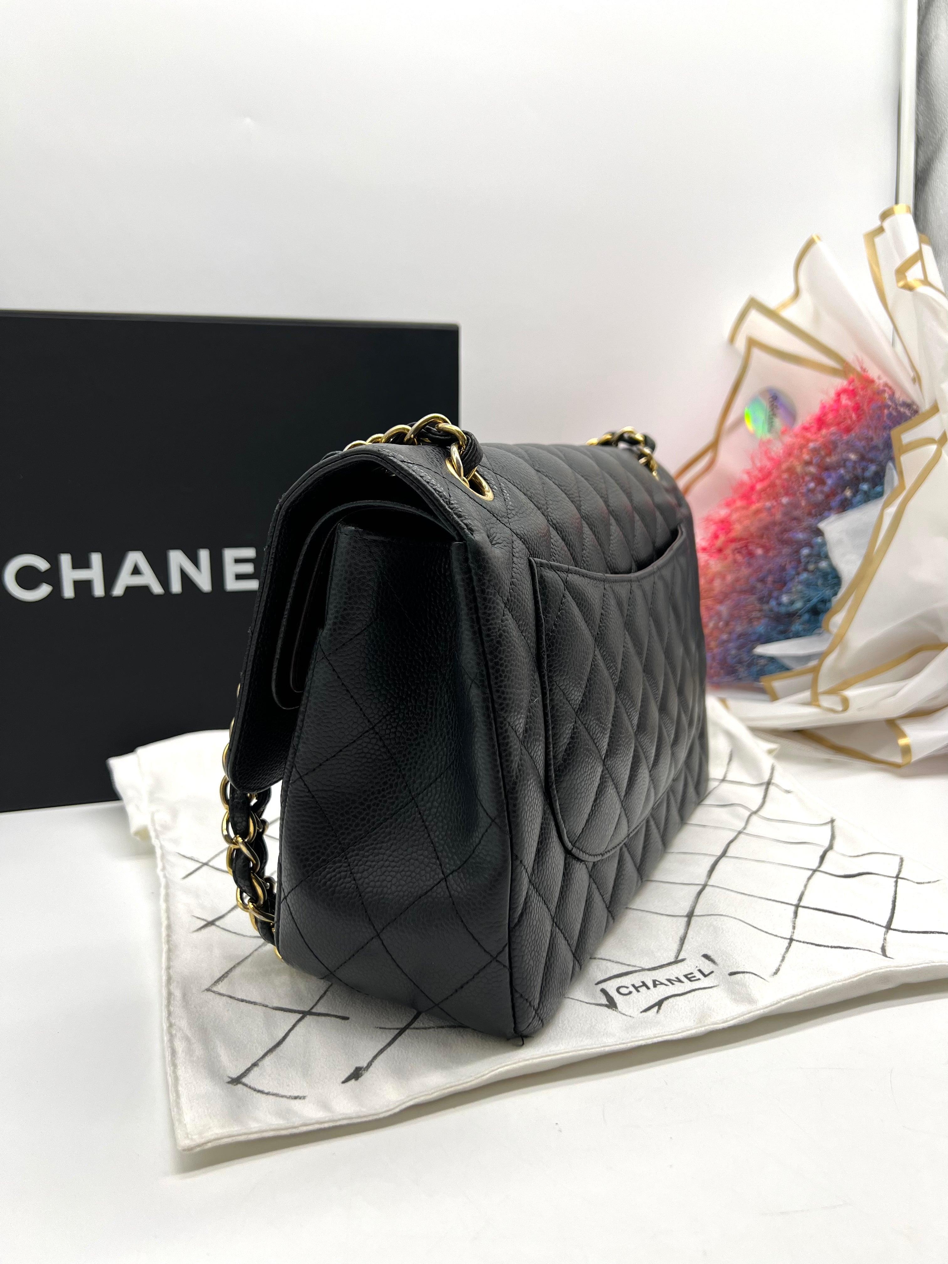 CHANEL Black Caviar Leather Jumbo Classic Double Flap Bag For Women Shoulder Bag - Reeluxs 