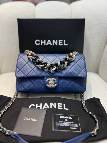 FULL SET CHANEL Resin Elegant Chain Flap Bag Quilted Lambskin Blue