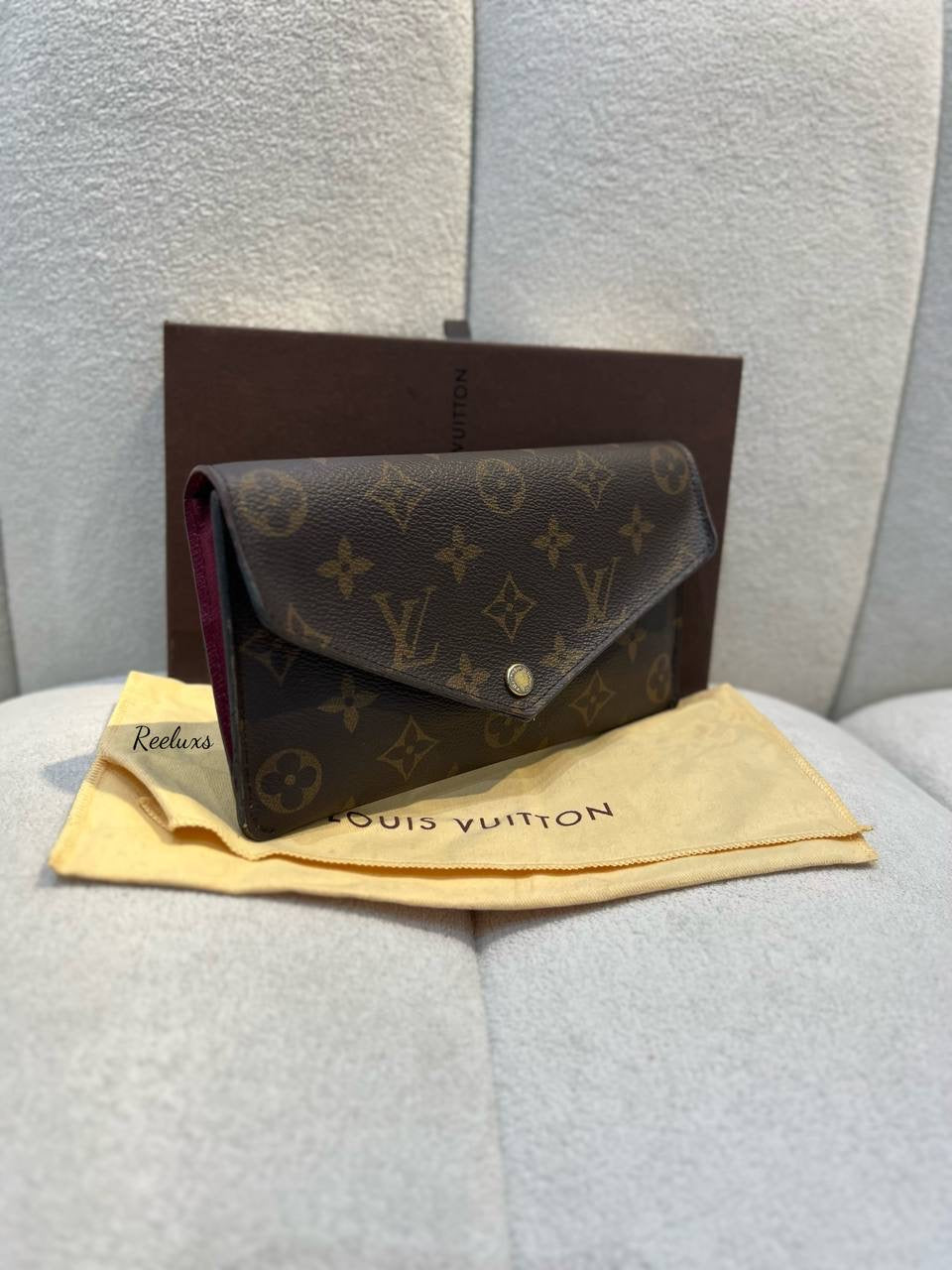 LOUIS VUITTON LV Sarah Wallet In Monogram Canvas
