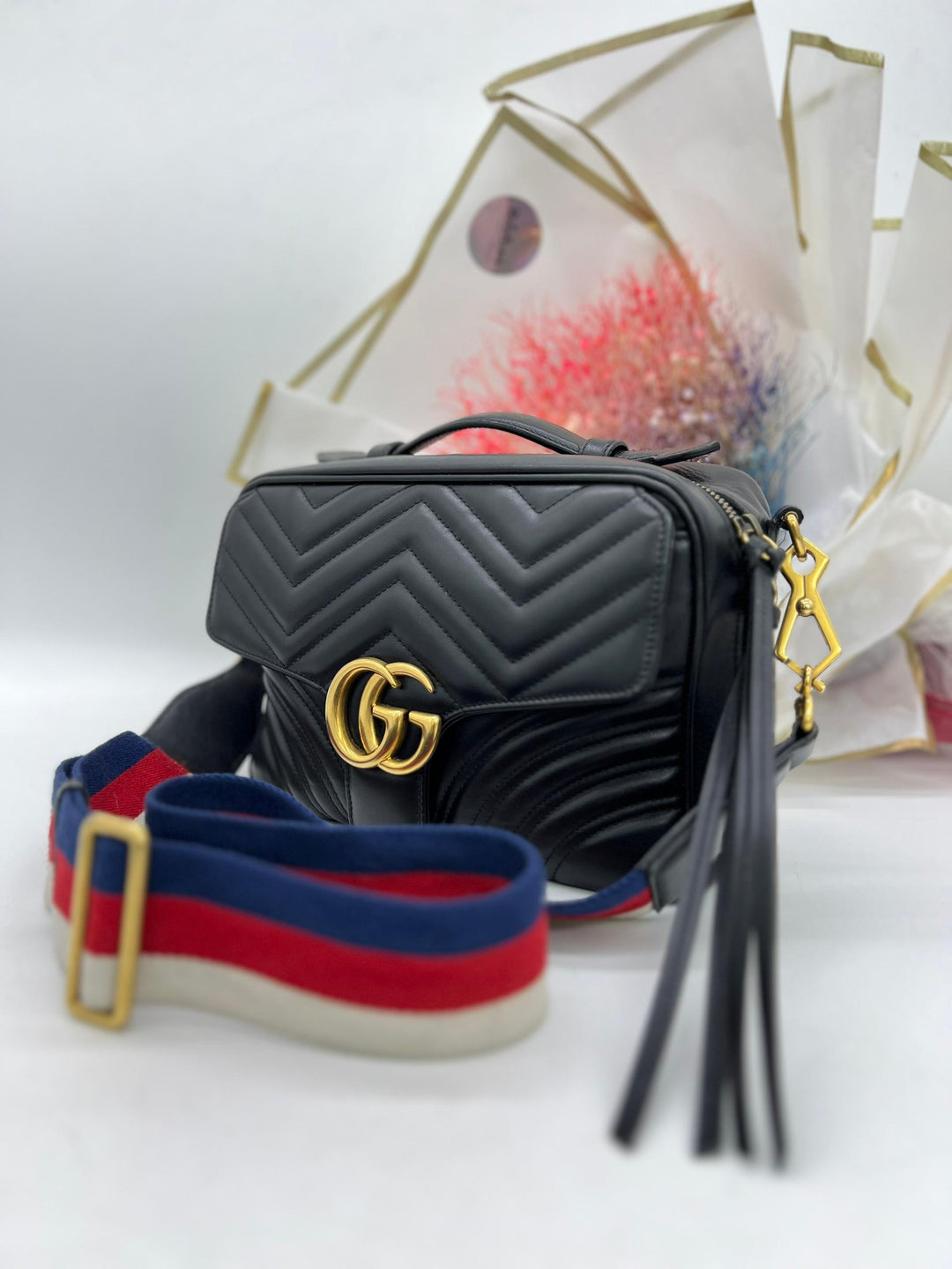 GUCCI GG Marmont ZIP Around Top Handle Camera Bag -Black