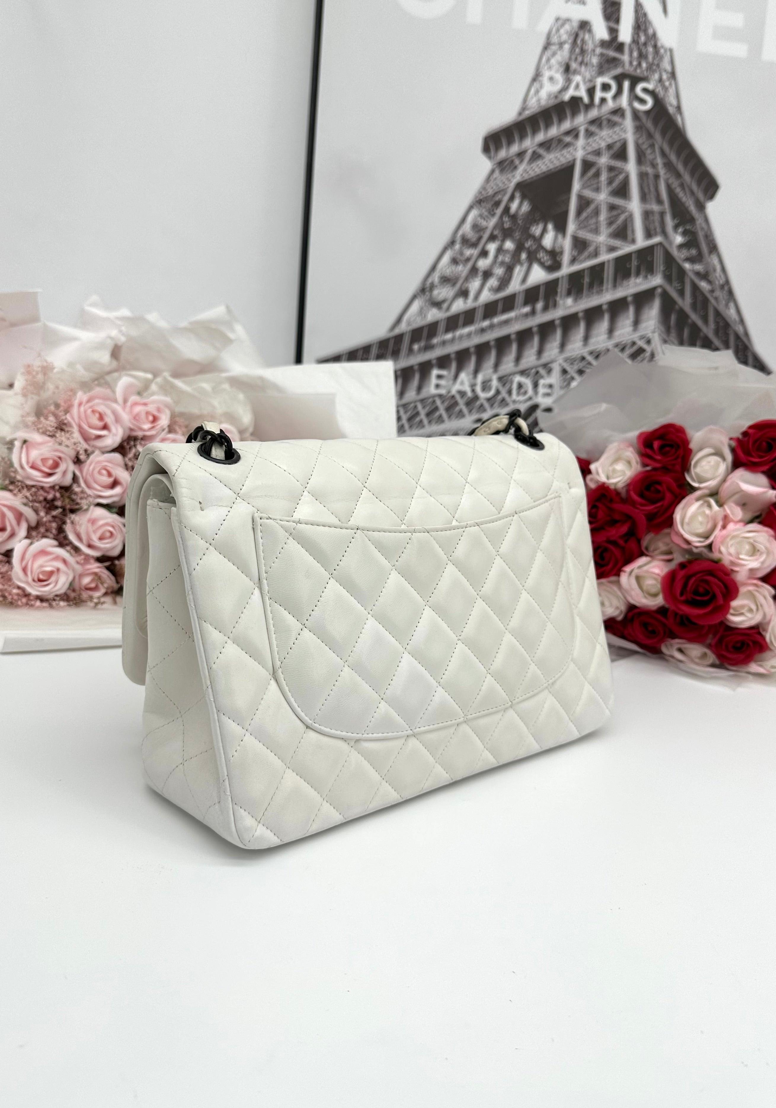 CHANEL Classic Jumbo Double Flap Bag - Reeluxs 