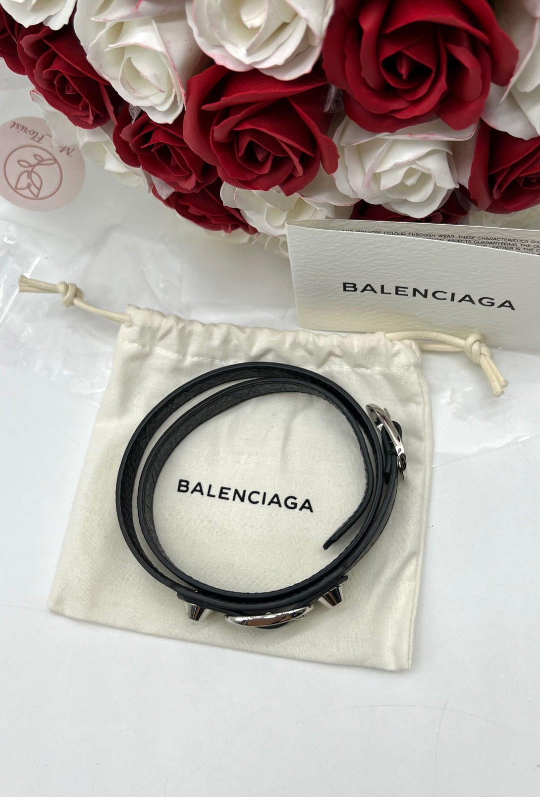 BALENCIAGA Arena Leather Classic Triple Tour Wrap Bracelet in Gris Fossile Gray - Reeluxs 