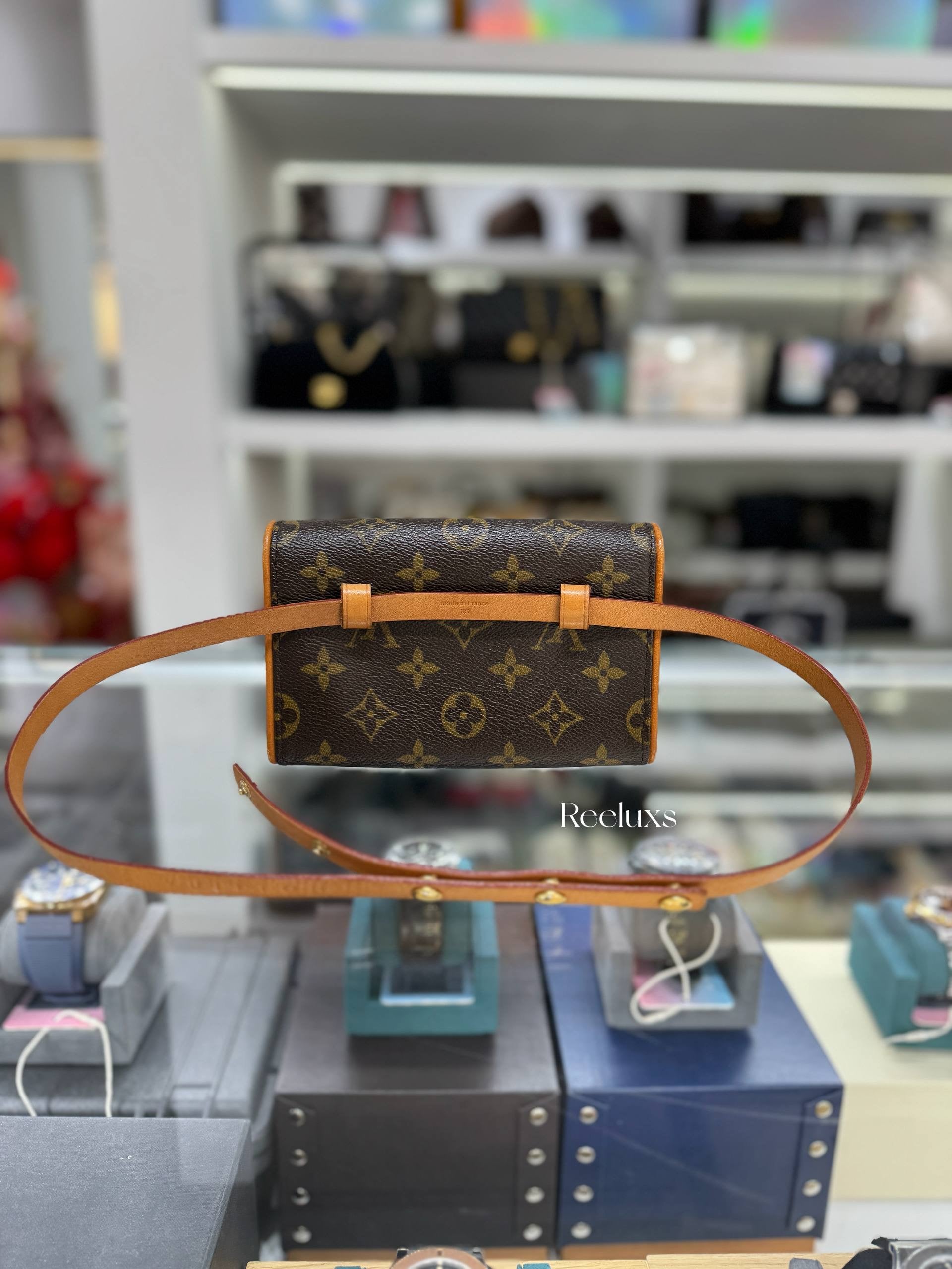 LOUIS VUITTON Monogram Pochette Florentine Waist Bag