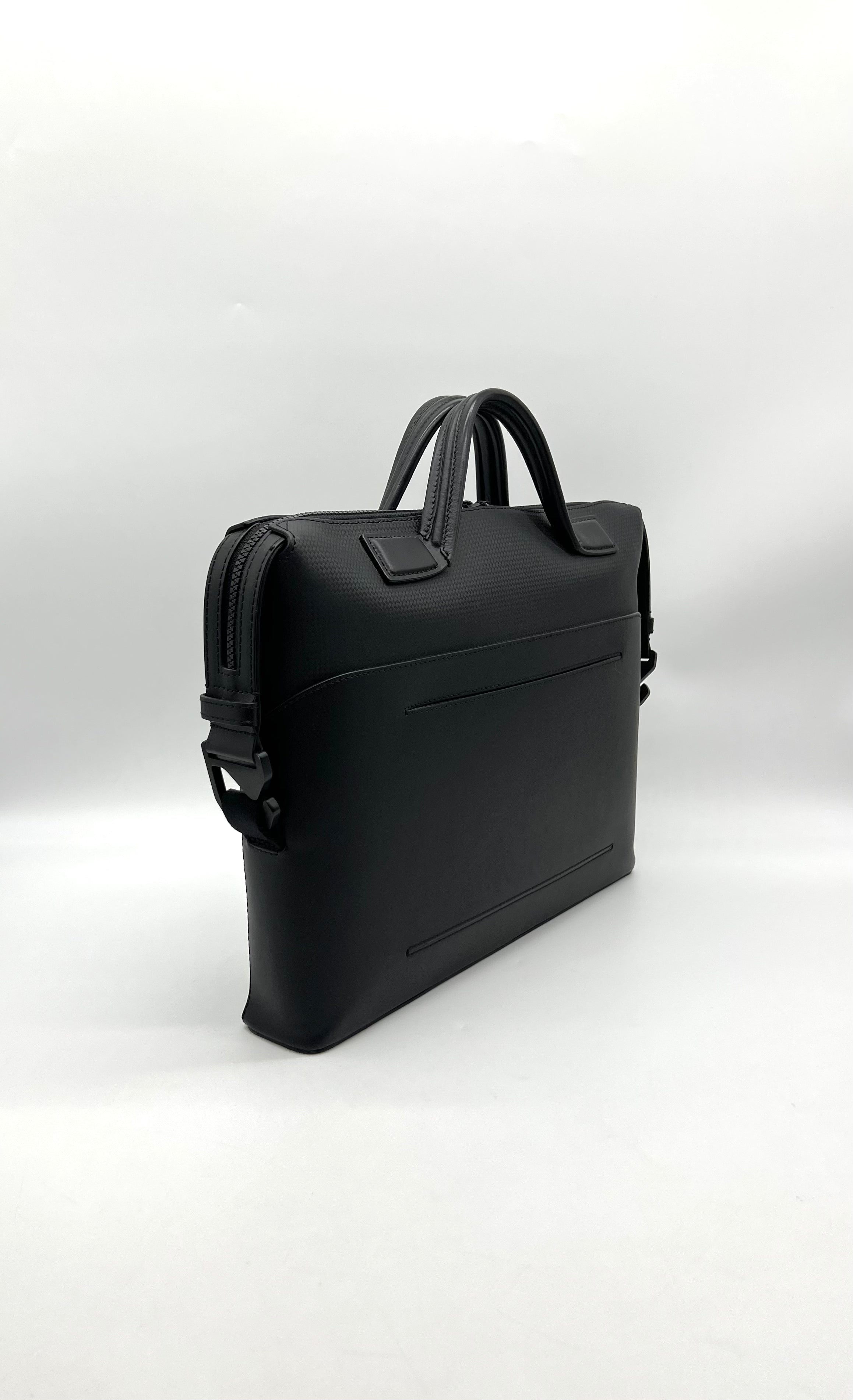 Montblanc Leather Extreme 2.0 Ultra Slim Document Case Black - Reeluxs 