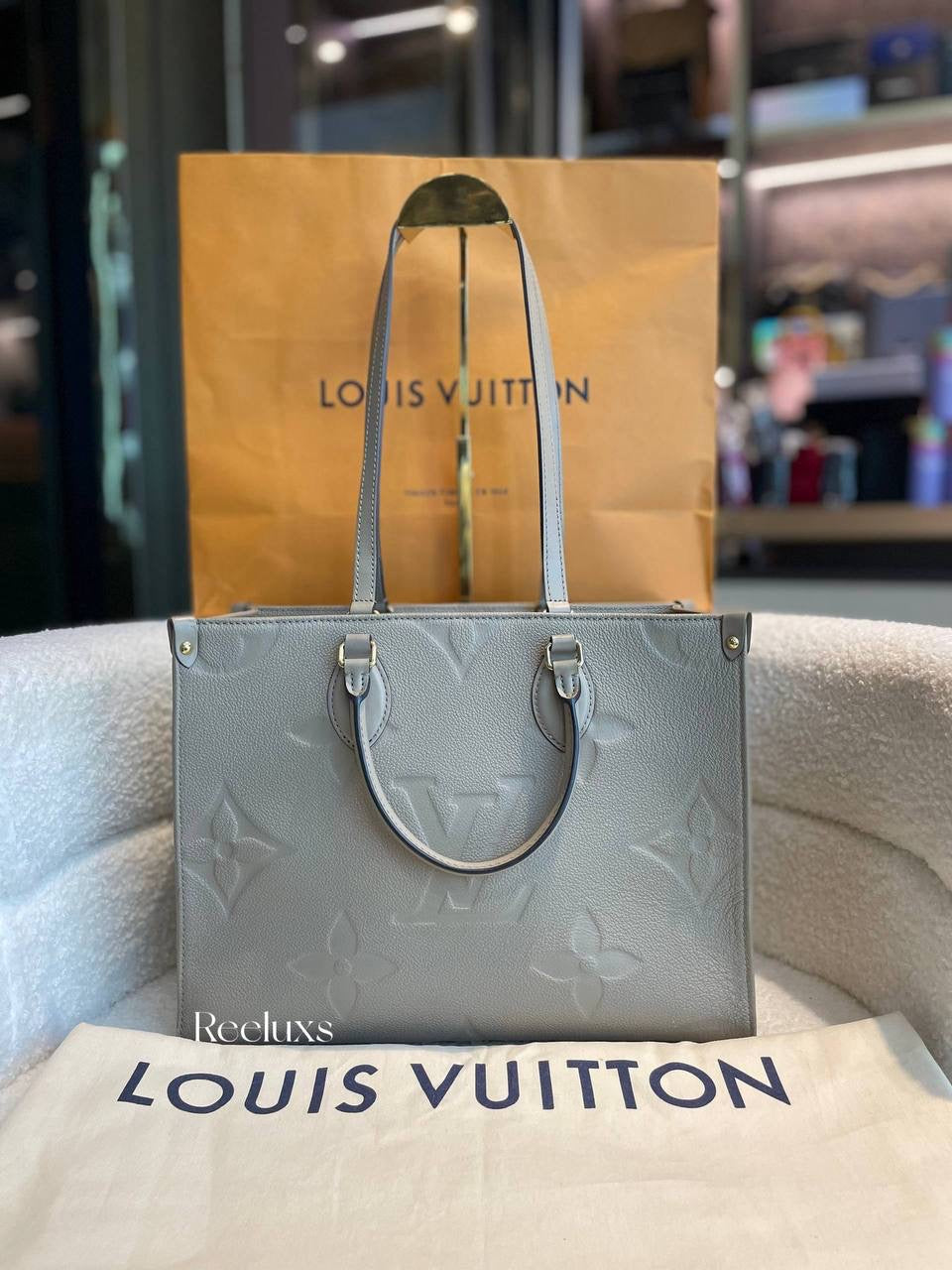 Louis Vuitton LV Onthego MM Empreinte Beige Tote Bag
