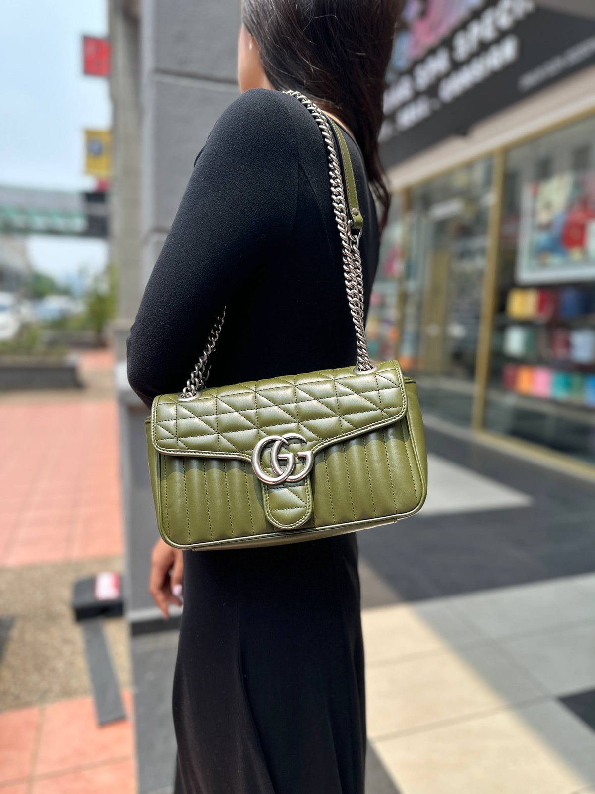 Gucci GG Marmont Small Matelassé Shoulder Bag