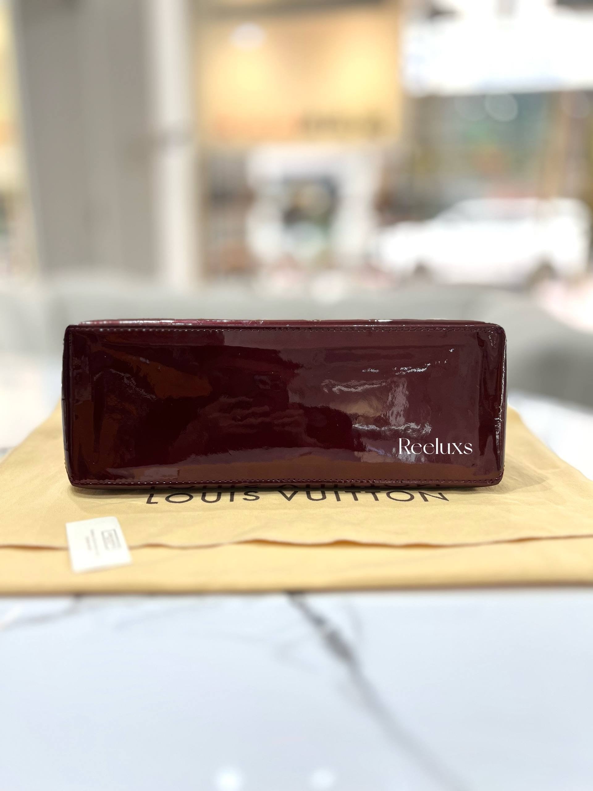 LOUIS VUITTON Monogram Vernis Wilshire PM Handbag