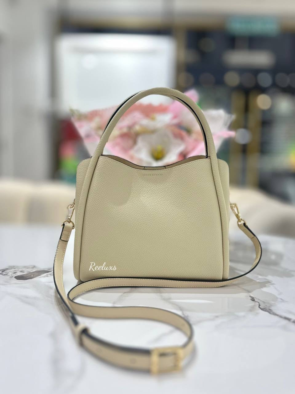 (Unused) VINSON CANDICE Besslynn Hand Bag