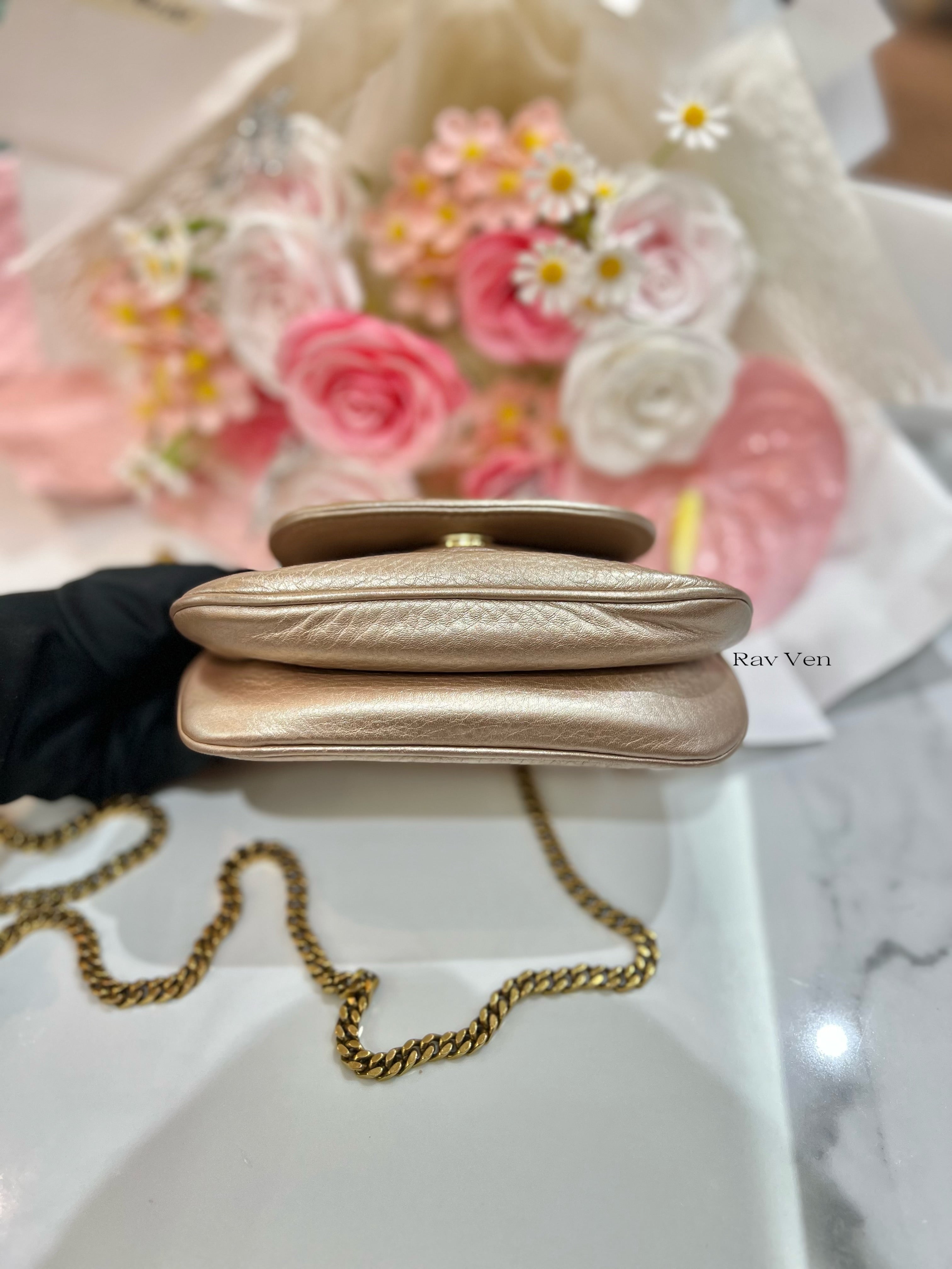 GUCCI Small Chain Shoulder Bag