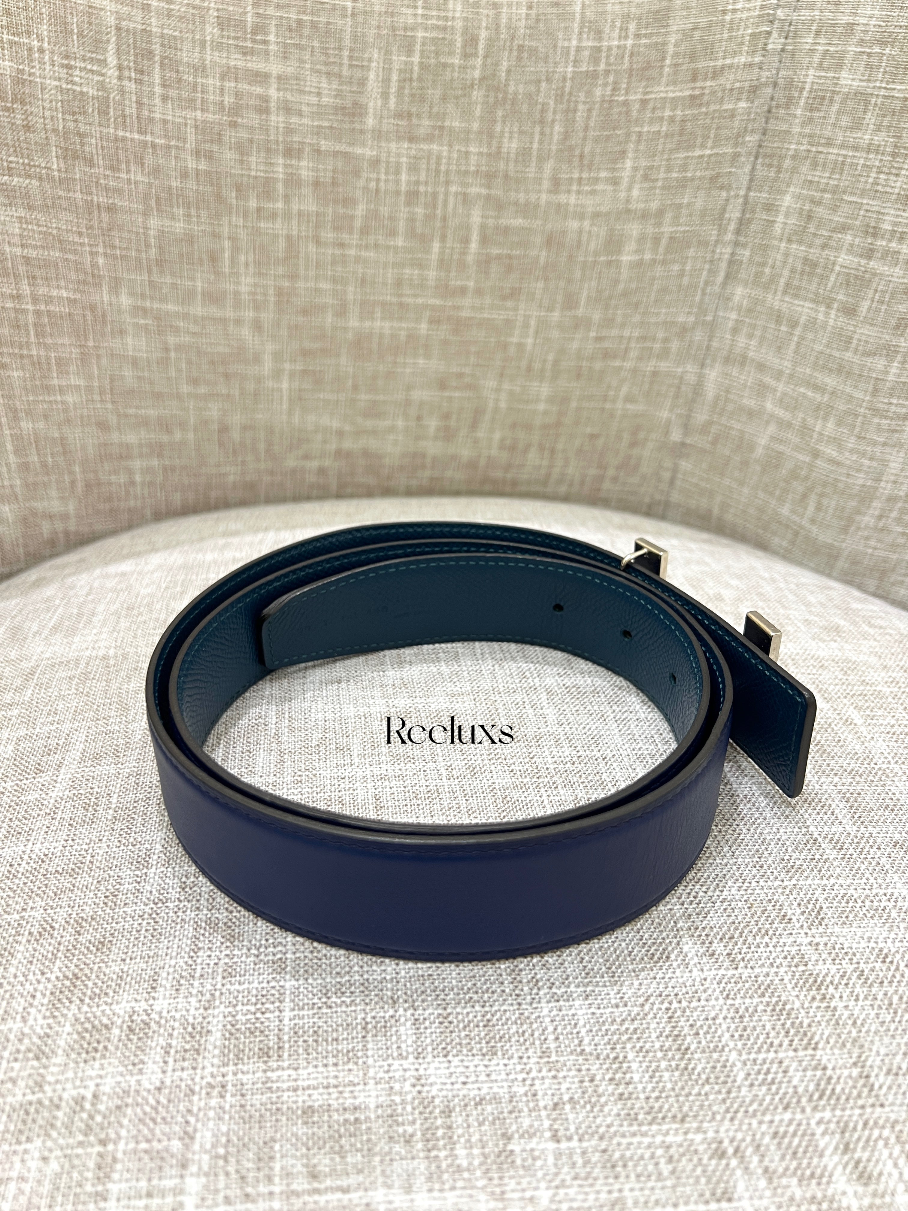 HERMES Reversible Leather Belt Featuring Iconic 'H' Buckle