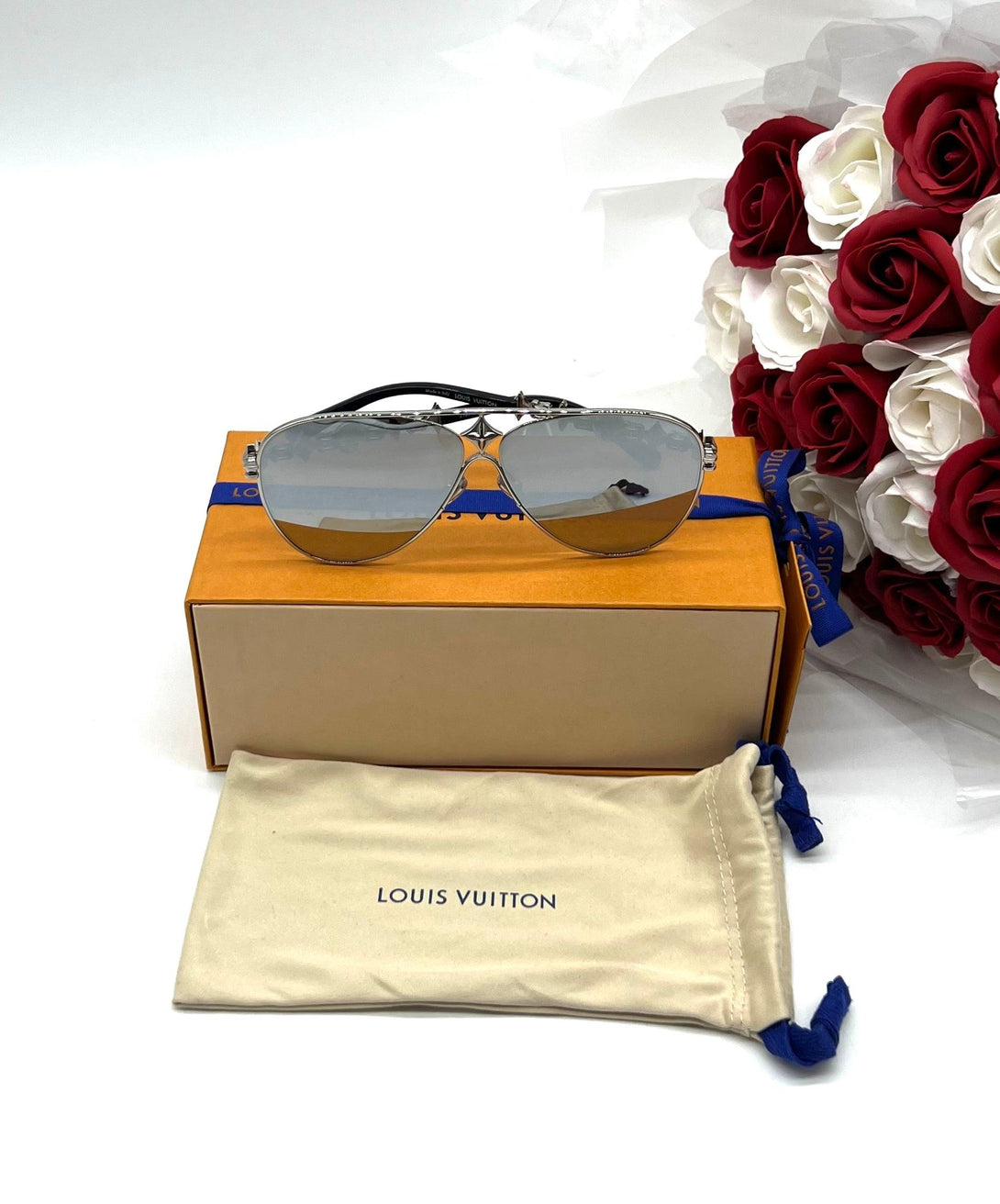 LOUIS VUITTON My Flower Chain Aviator Sunglasses - Reeluxs 