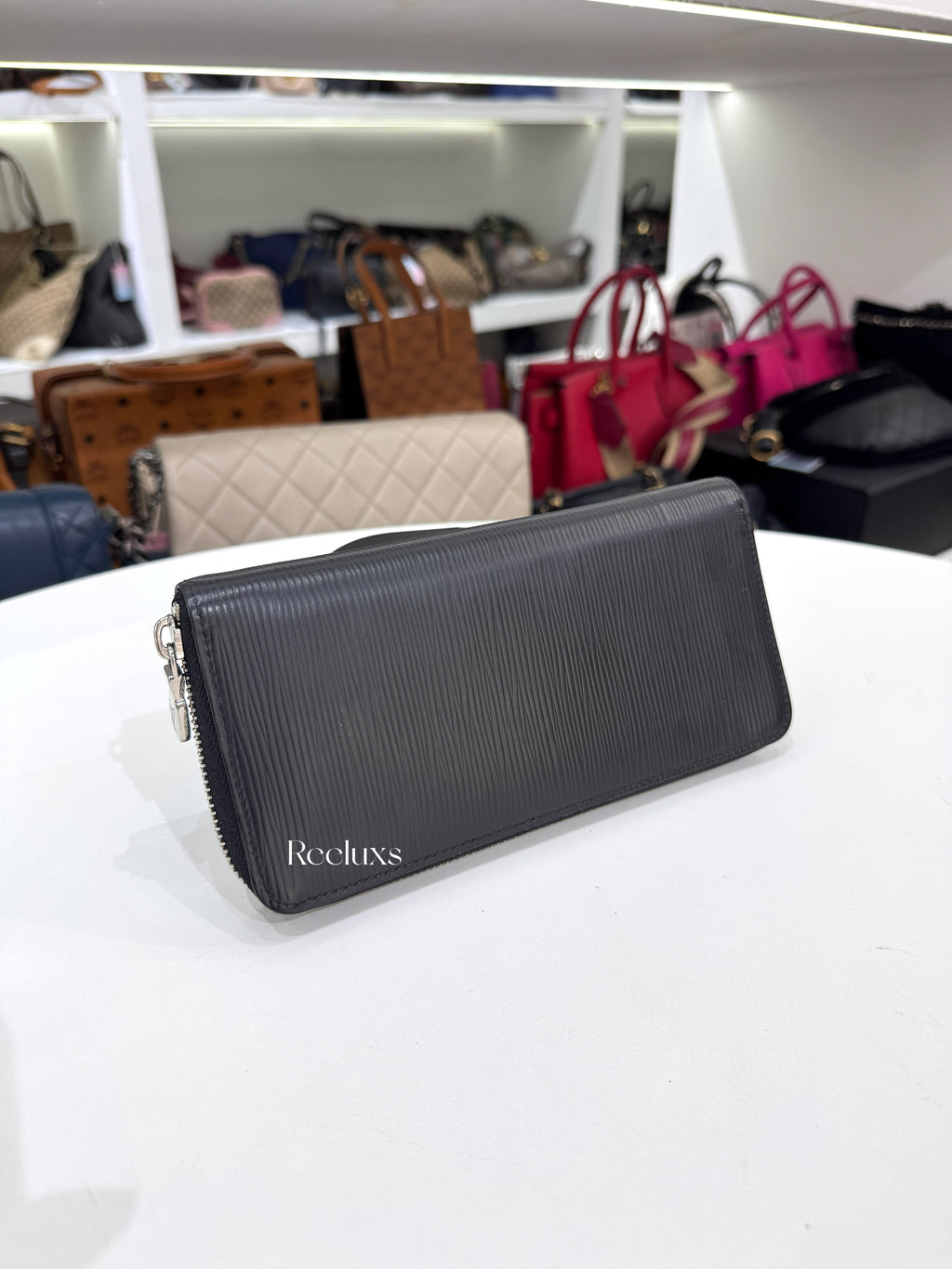 LOUIS VUITTON Zippy Wallet Verticle Black Epi Leather