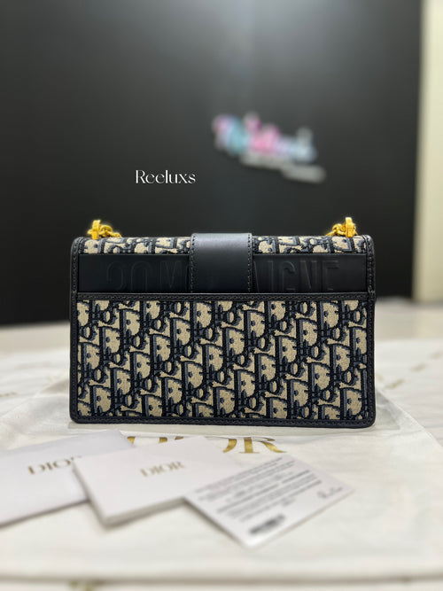 CHRISTIAN DIOR 30 Montaigne Chian Flap Bag Oblique Canvas Easr West