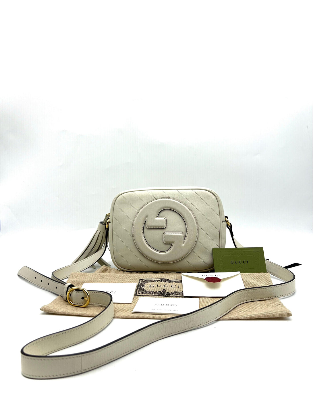 Gucci Women's Natural Blondie Small Shoulder Bag - Reeluxs 