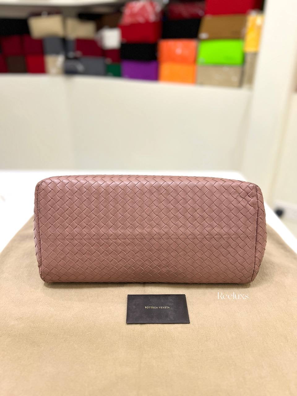 BOTTEGA Veneta Medium Roma Tote Bag