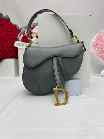 Dior Medium Saddle Bag - Reeluxs 