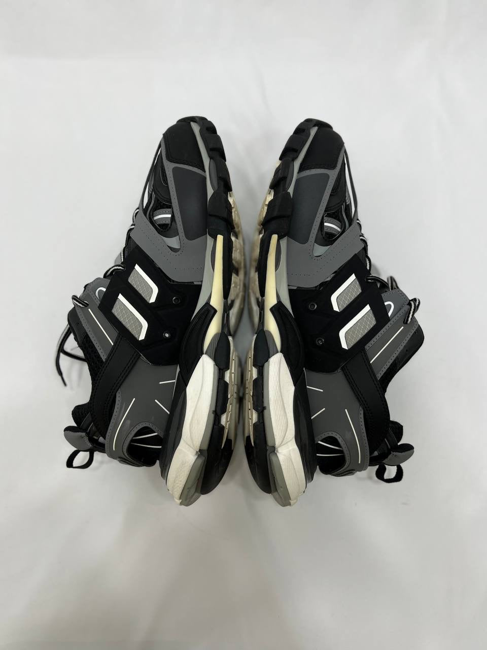 BALENCIAGA Black and Grey Track Men’s Sneaker