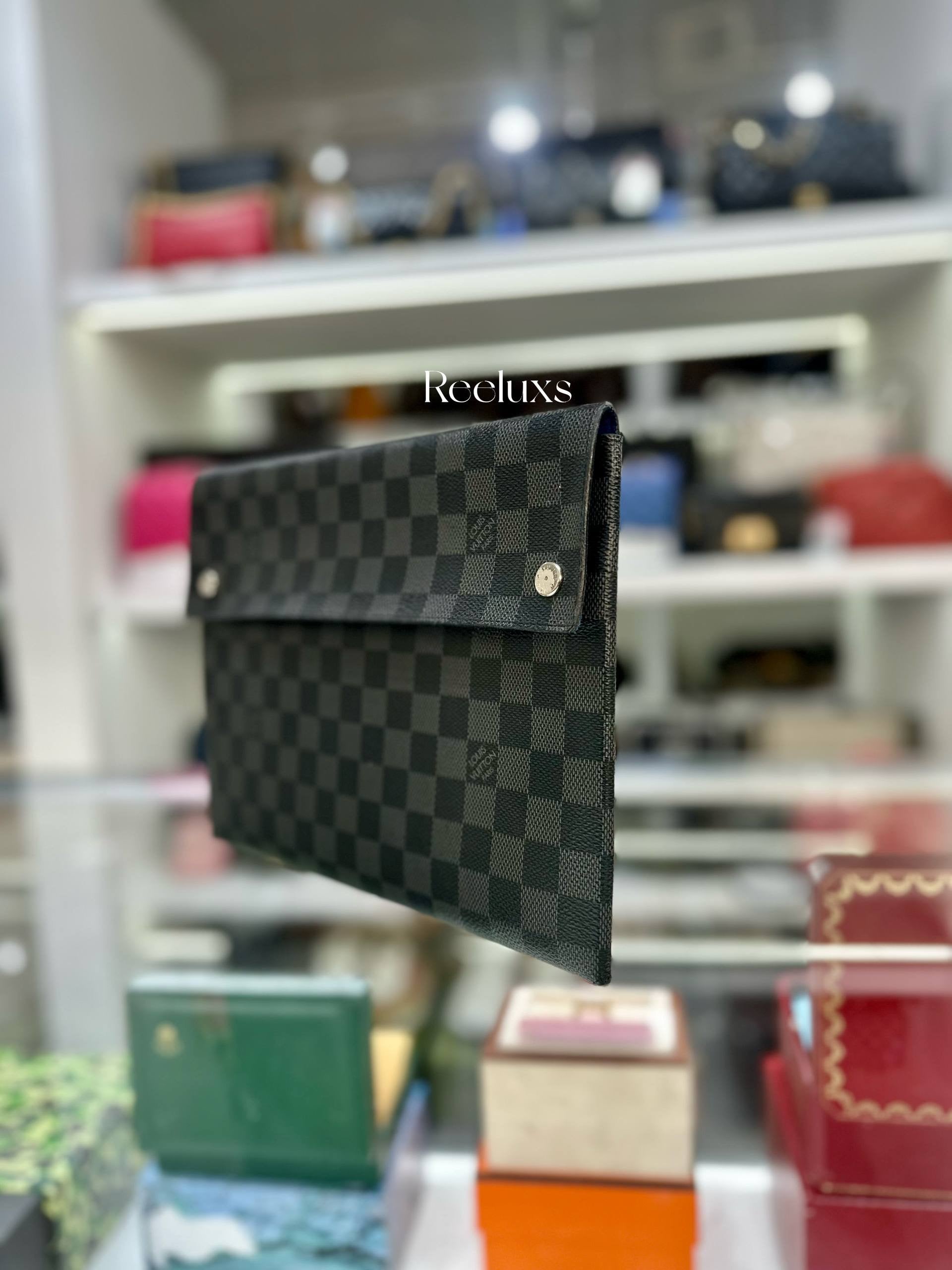 LOUIS VUITTON Damier Graphite Canvas Alpha Pochette GM Clutch