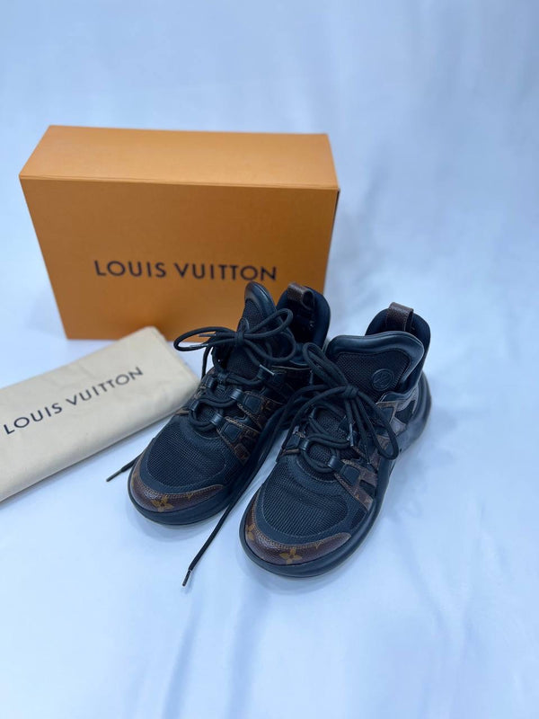 LOUIS VUITTON LV Archlight Trainer Sneaker in Black Monogram ( Women’s )