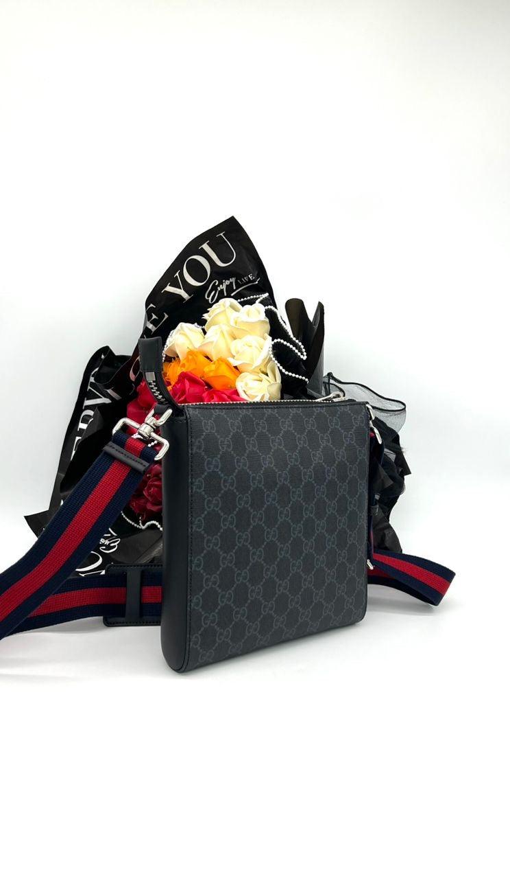 GUCCI Black Mini Supreme Small Messenger Bag - Reeluxs 