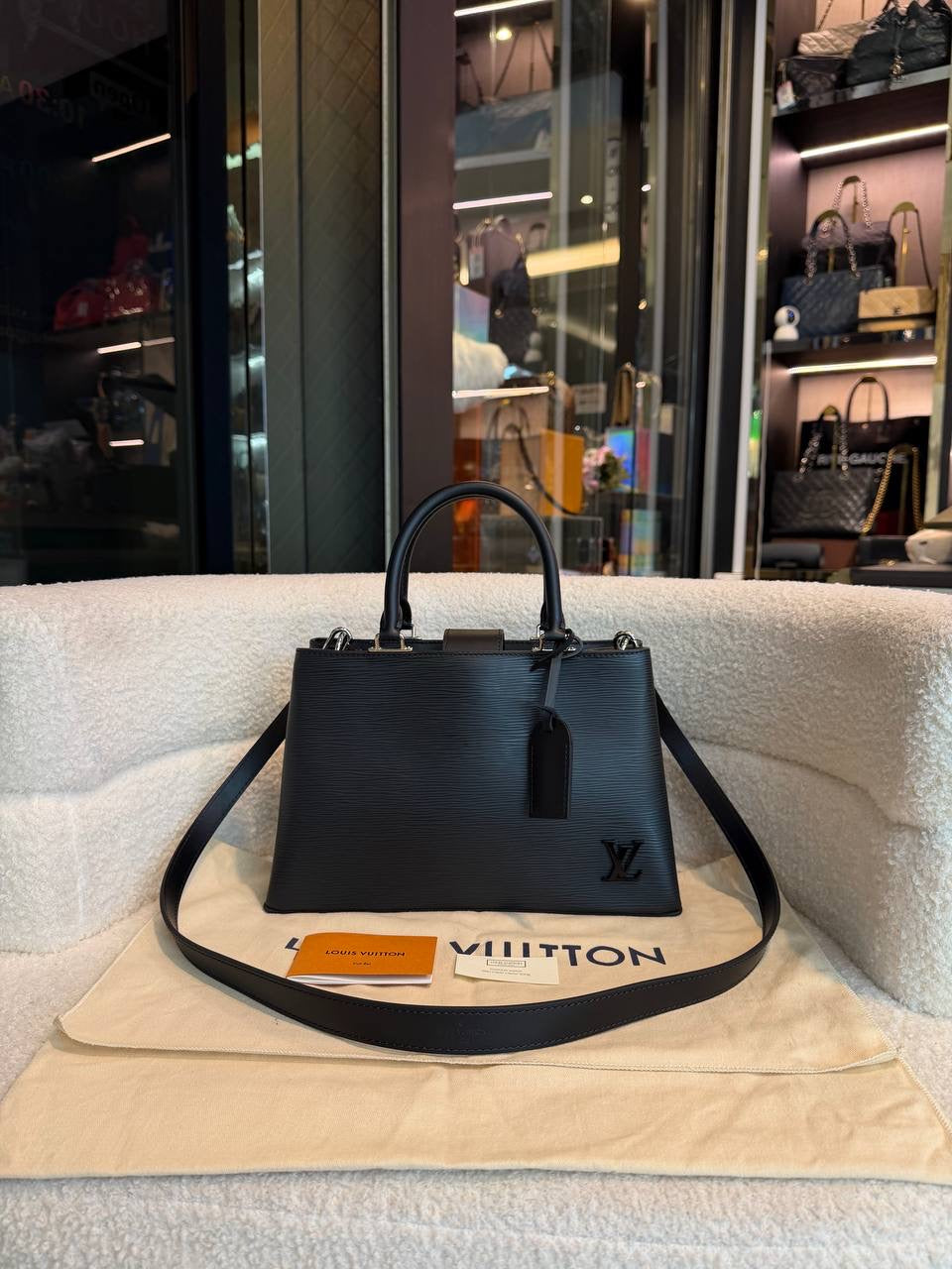 Louis Vuitton Kleber PM bag crafted from black Epi leather
