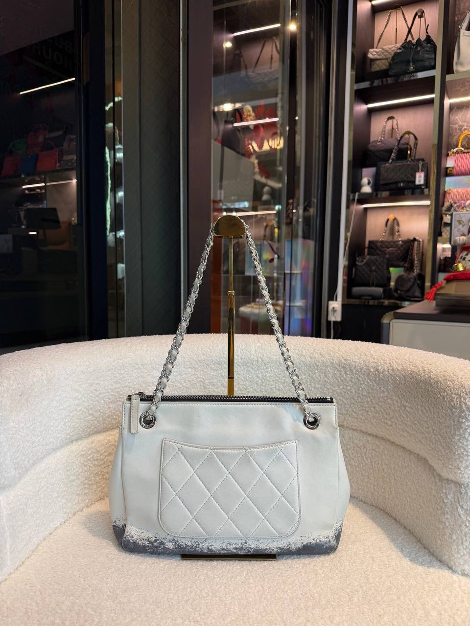 Chanel White/Black Quilted Leather Zip Flap Bag