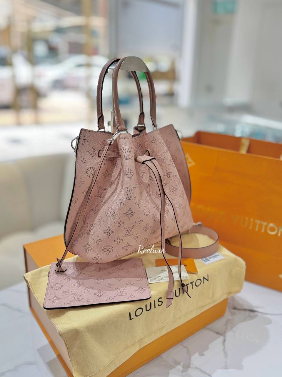 FULLSET LOUIS VUITTON LV Pink Girolata Mahina Leather Handbag
