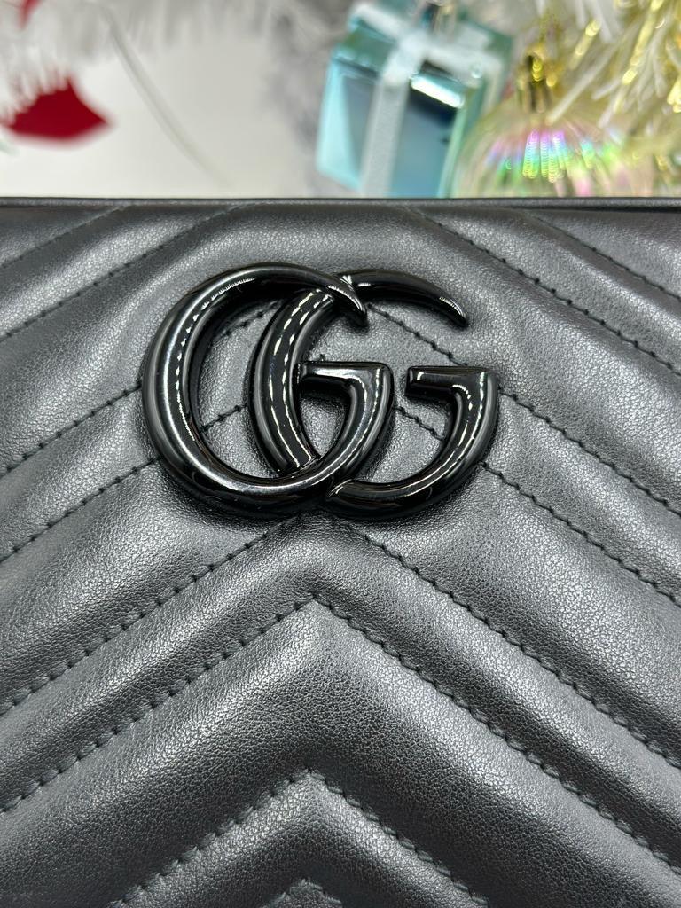 GUCCI GG MARMONT SMALL SHOULDER BAG - Reeluxs 