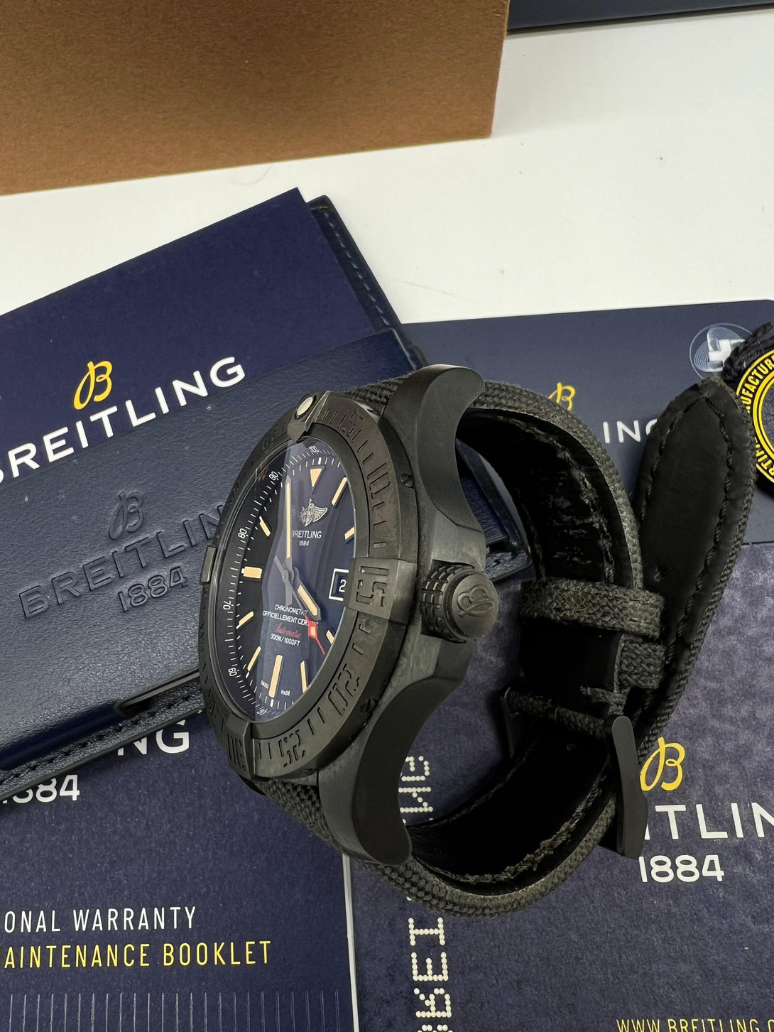 New Arrival Z Factory Replica Breitling Avenger Titanium Watch – Black Bird Are Sailing The Sky - Reeluxs 