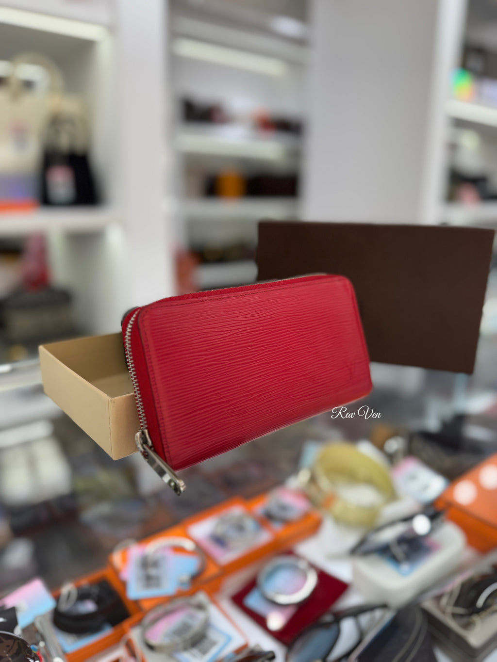 LOUIS VUITTON Epi Zippy Long Wallet