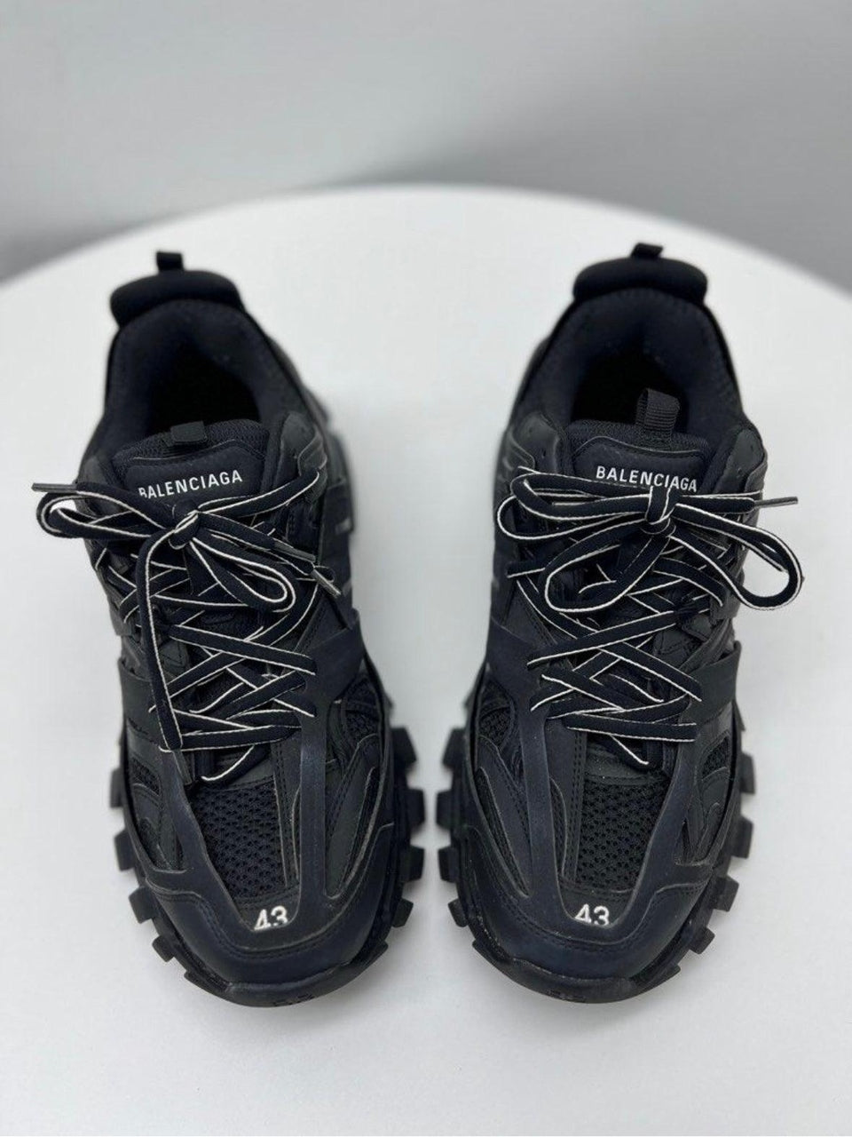 Balenciaga Track Sneakers in
Black Size 43 - Reeluxs 