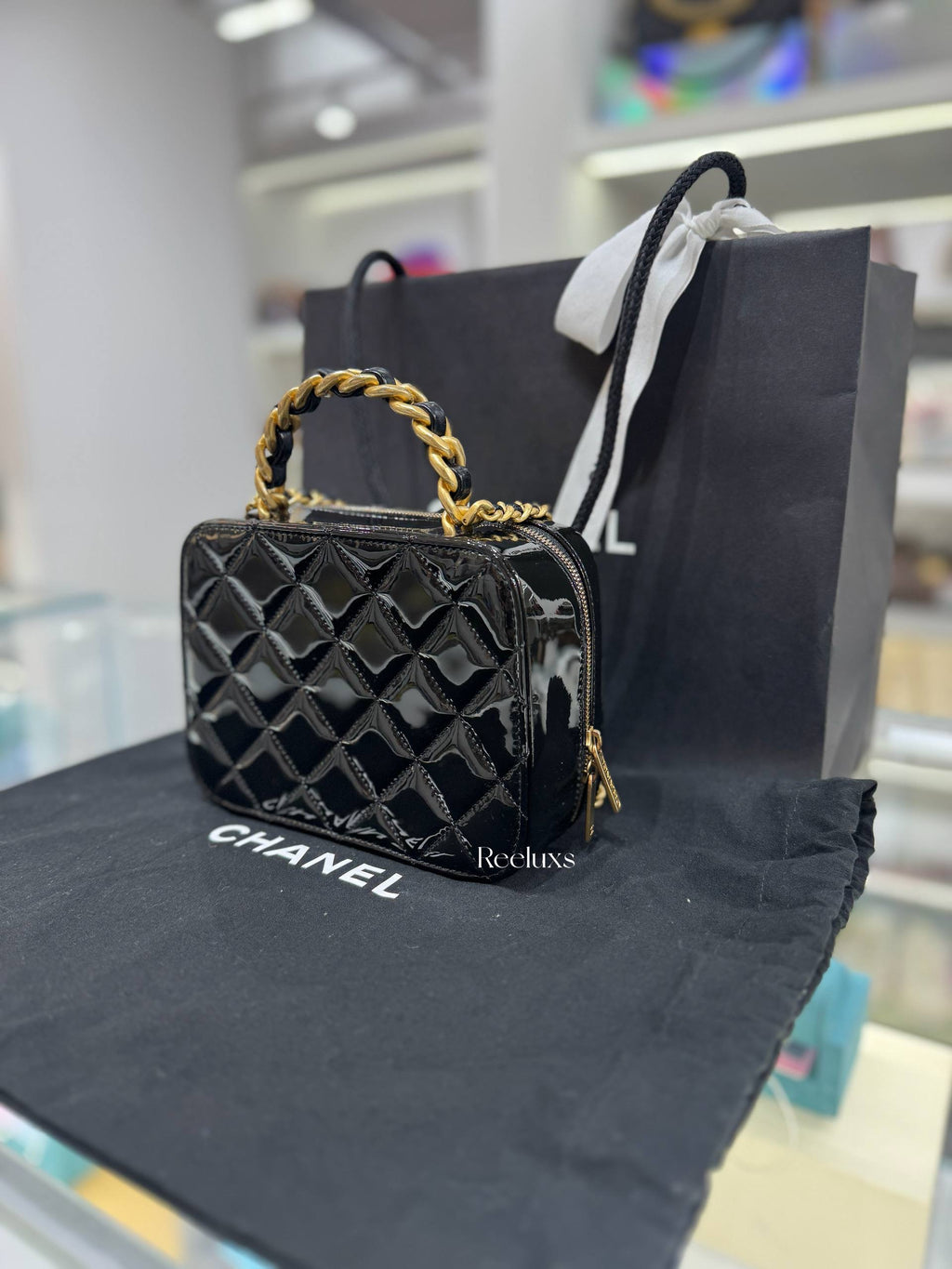 CHANEL Small Patent Vanity Case