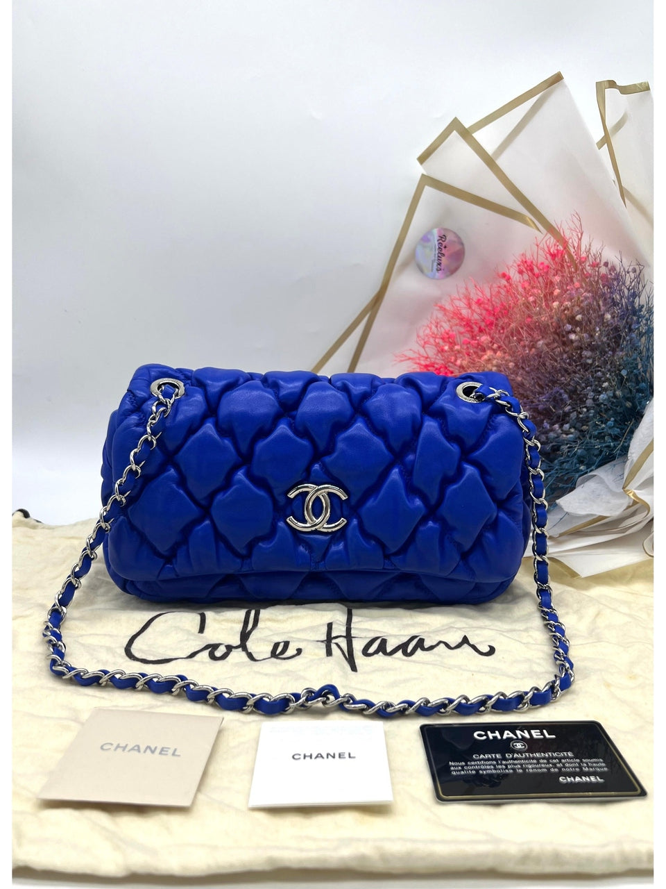 CHANEL
Small Bubble Quilt Flap Bag - Reeluxs 