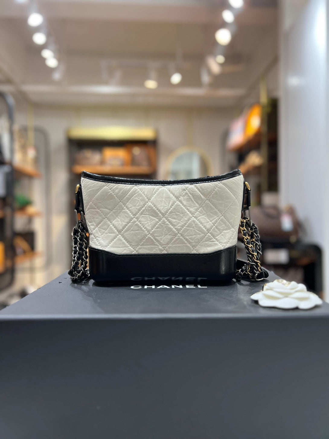 Full Set As New Microchip CHANEL Small Gabrielle Hobo Quilted Calfskin Black White Bag For Women's Sling Bag - Reeluxs 