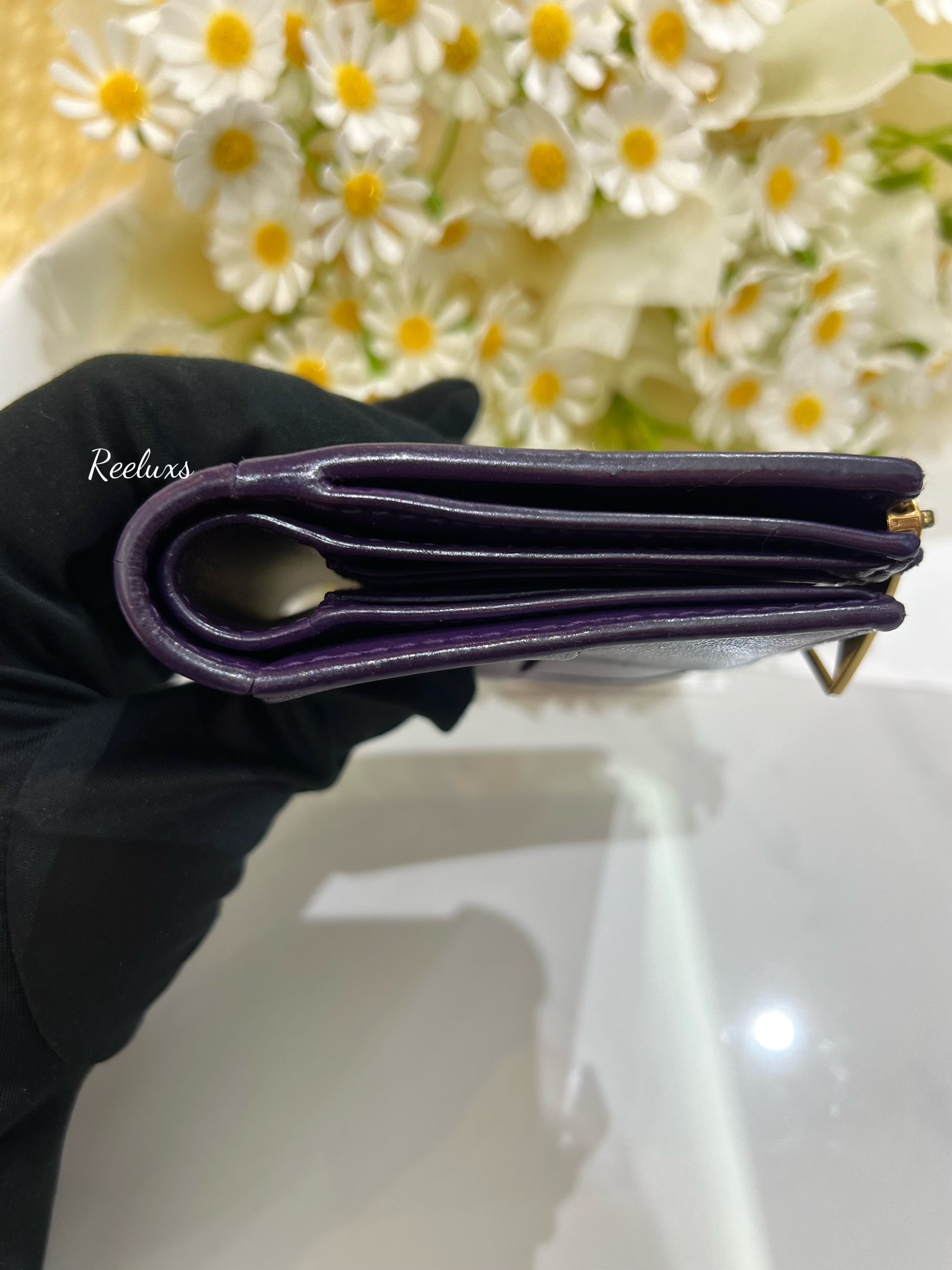 BOTTEGA VENETA Maxi Intrecciato Leather Bifold Wallet