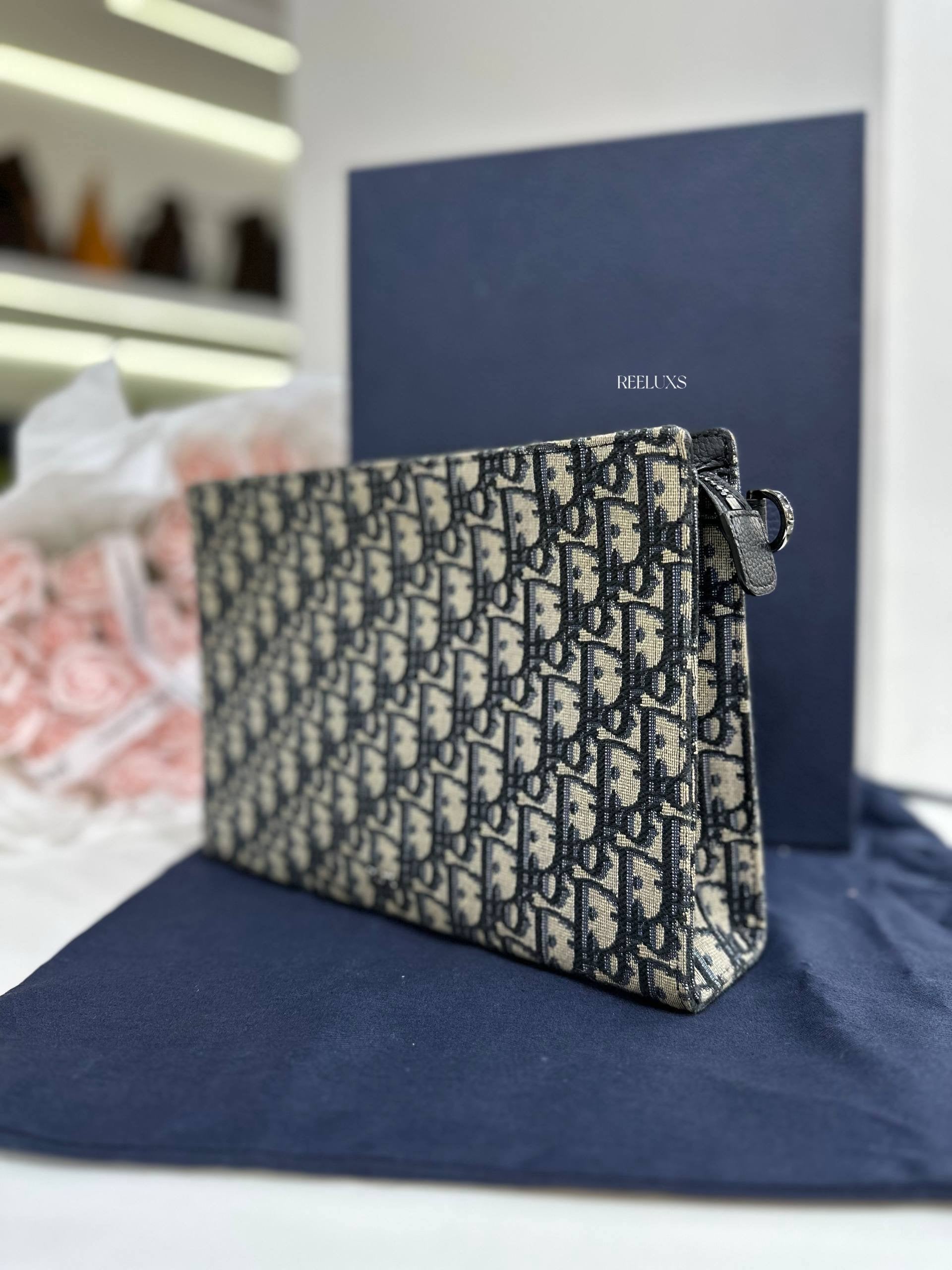 CHRISTIAN DIOR A5 Pouch in Beige and Black Dior Oblique Jacquard