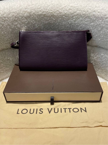 LOUIS VUITTON LV  Purple Epi Leather Accessories Pochetta