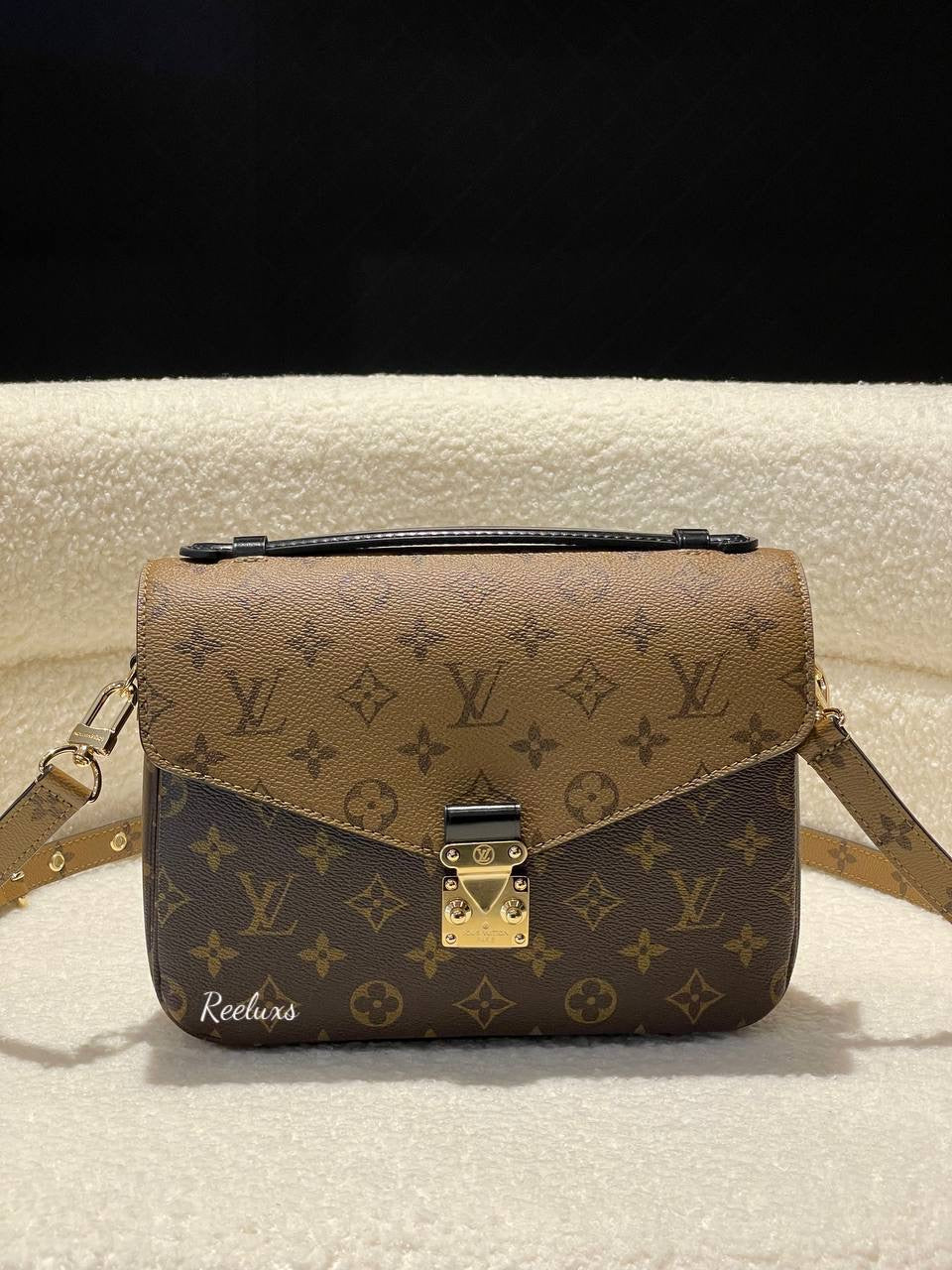 FULL SET LOUIS VUITTON LV NFC  Pochette Metis MM Monogram Shoulder Bag
