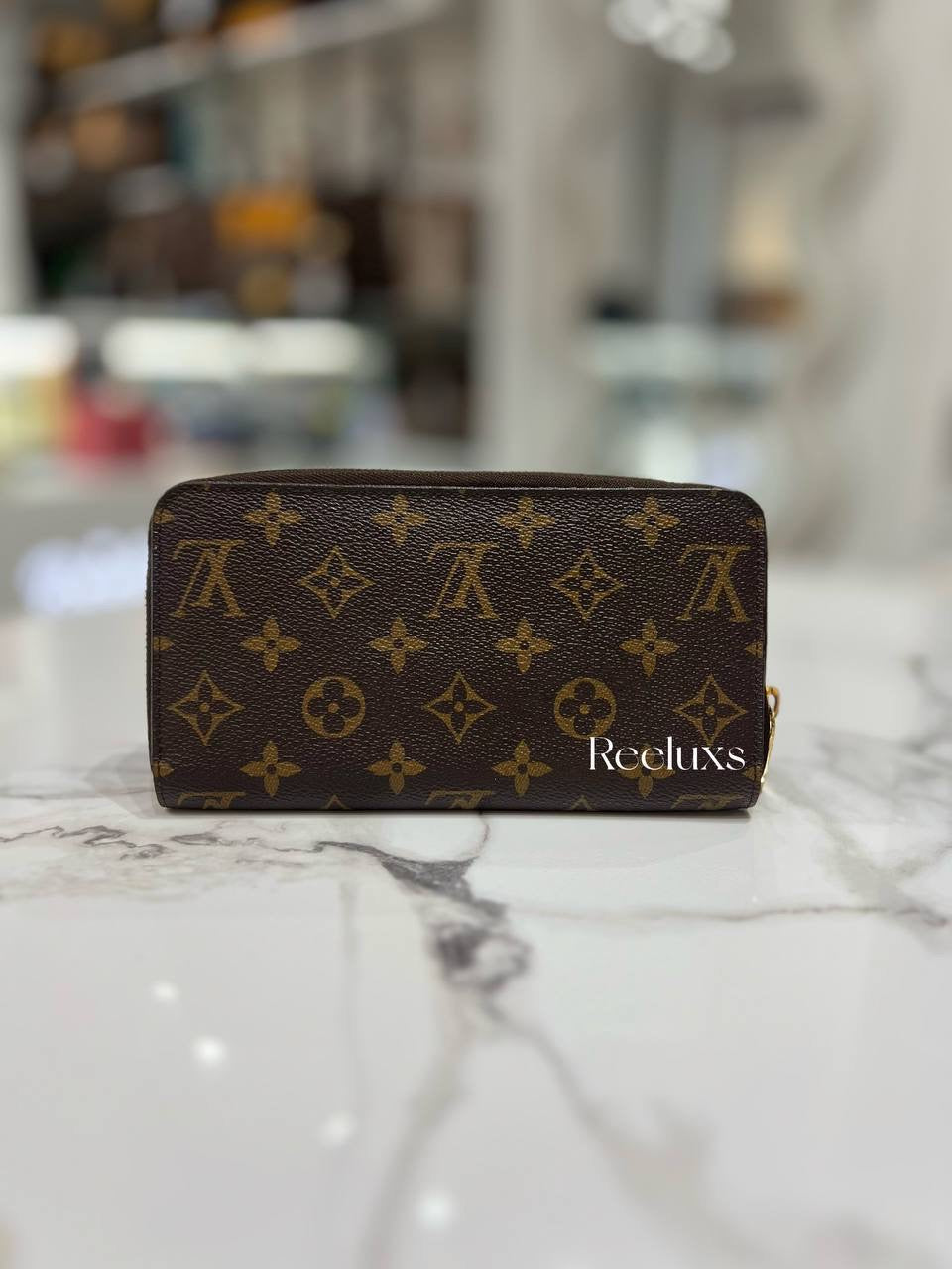 LOUIS VUITTON LV Zippy Wallet In Monogram Canvas