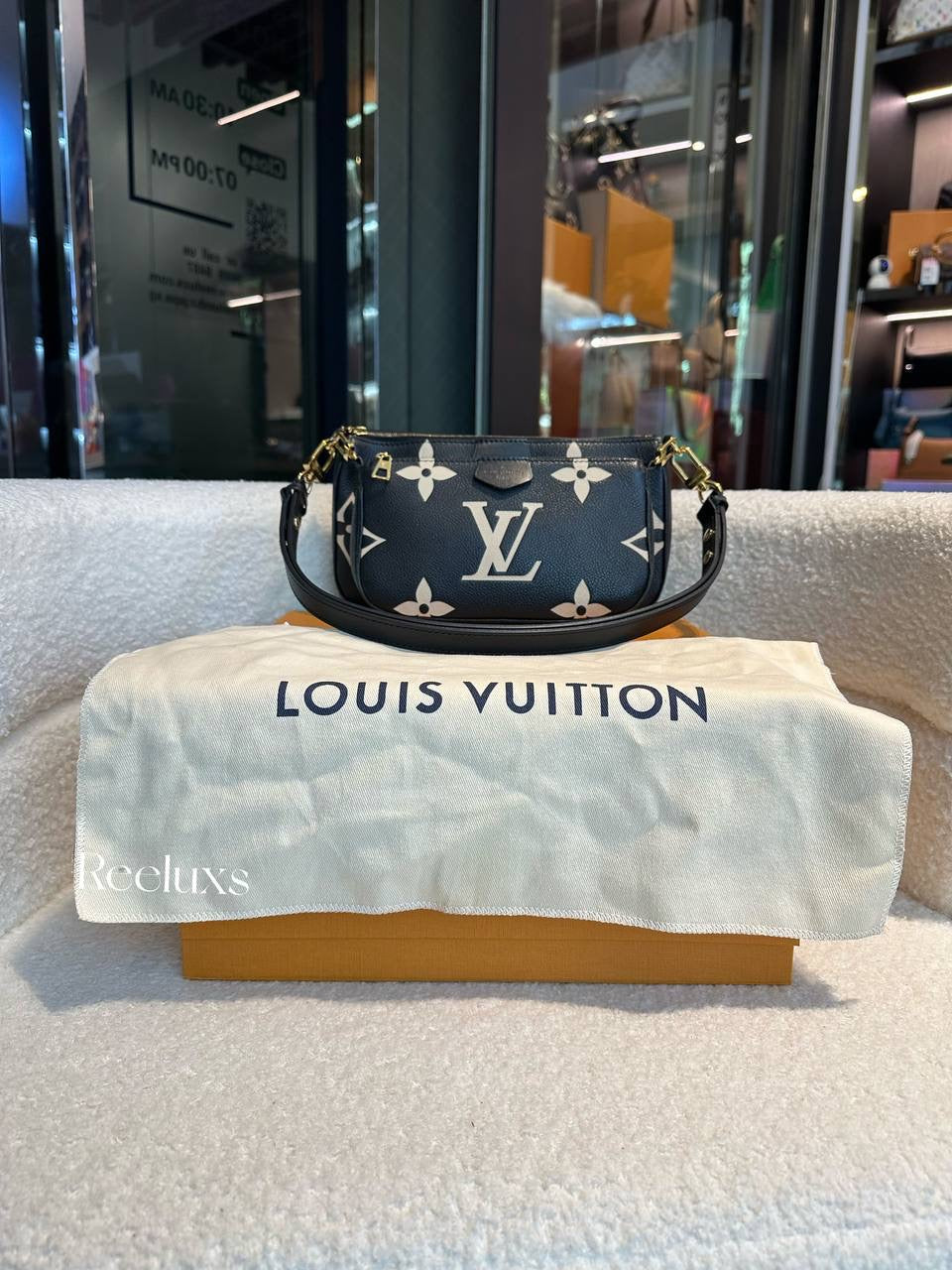 LOUIS VUITTON LV Multi Pochette ACCESSOIRES