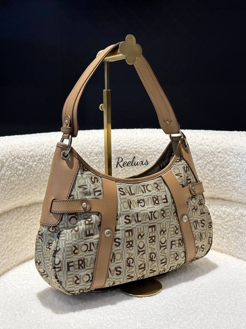 FERRAGAMO Logo - Print Canvas Shoulder Bag