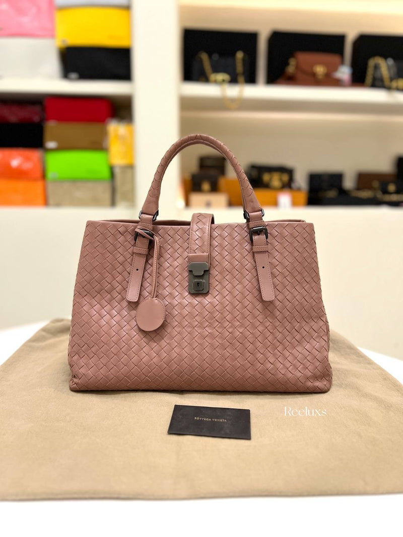 BOTTEGA Veneta Medium Roma Tote Bag