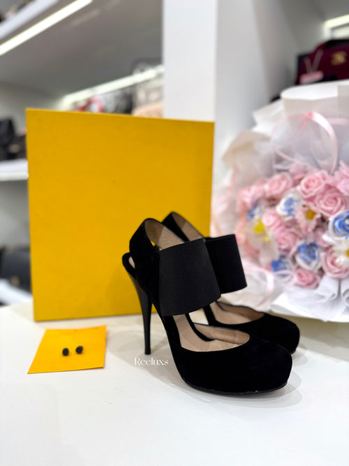 FENDI Feline Black Suede Pumps