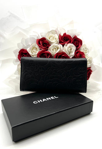 CHANEL Authentic Lambskin Camellia Flap Long Wallet - Reeluxs 