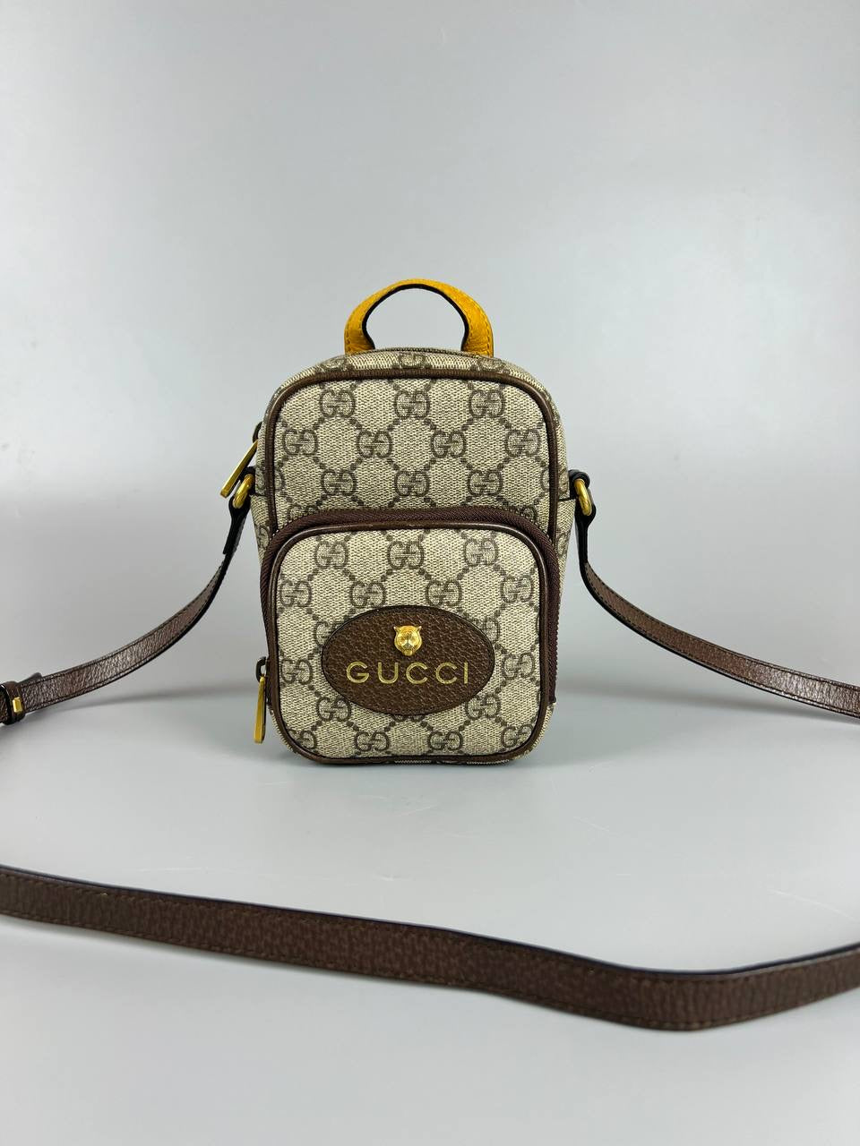 GUCCI Neo Vintage GG Supreme Small Crossbody Beige