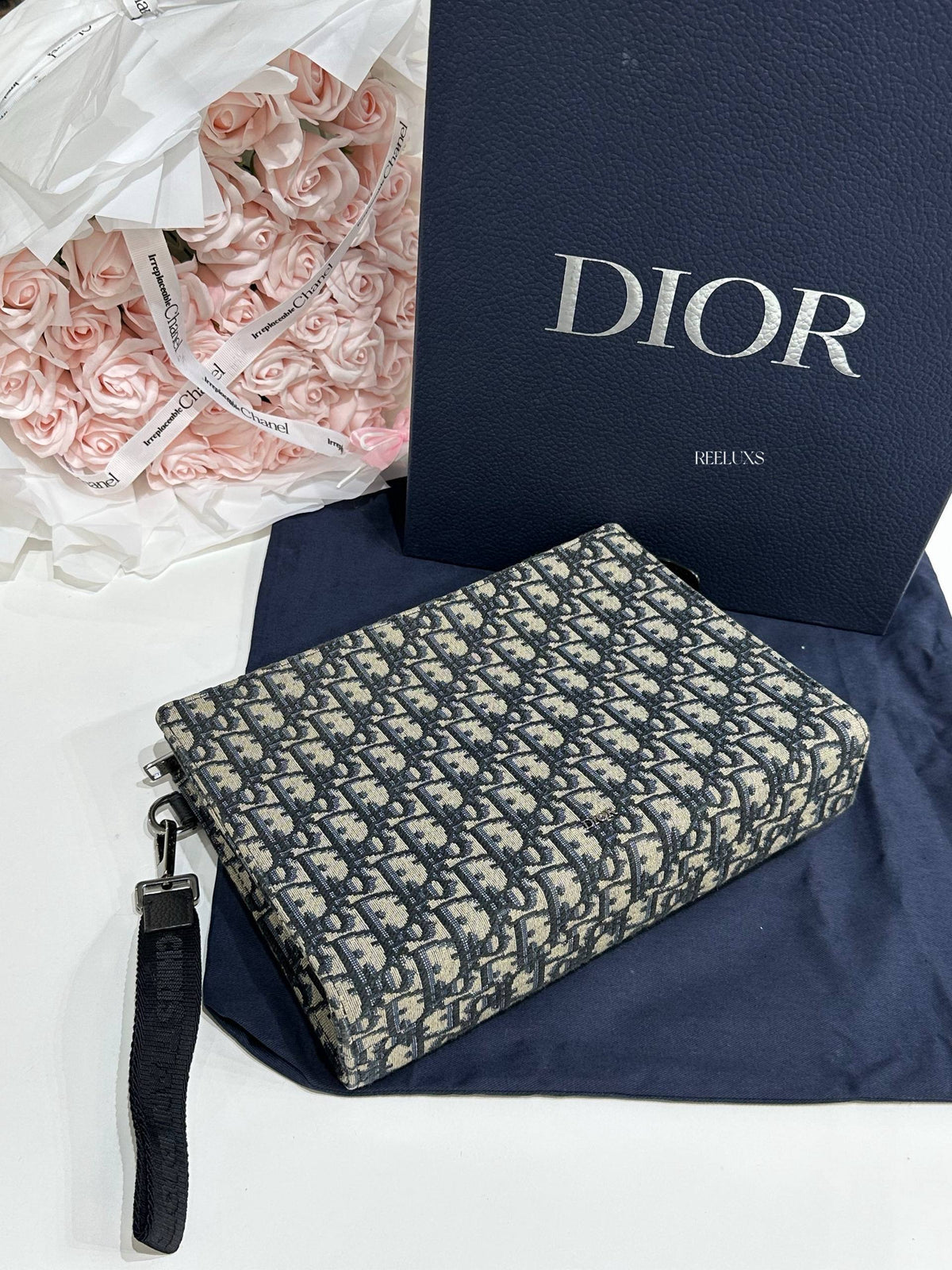 CHRISTIAN DIOR A5 Pouch in Beige and Black Dior Oblique Jacquard
